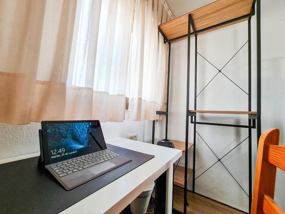 Piso Ideal Con Wifi Parking Y Desayuno Murcie Extérieur photo